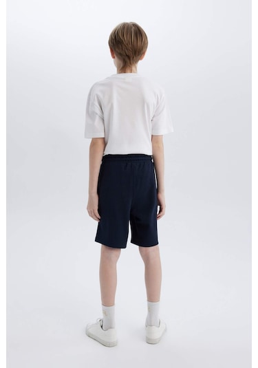DeFacto Erkek Çocuk Beli Lastikli Pike Şort B5866A825SMNV135 DeFacto Erkek Çocuk Beli Lastikli Pike Şort B5866A825SMNV135