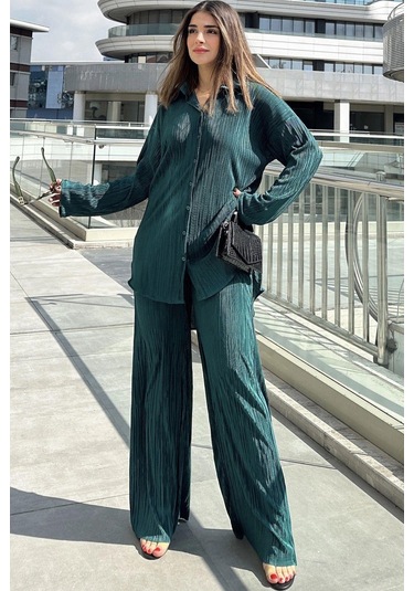 Kadın Zümrüt Yeşil Uzun Tunik Gömlek & Beli Lastikli, Bol Paça Pantolon - Salaş Bürümcük Takım Zümrüt Yeşili