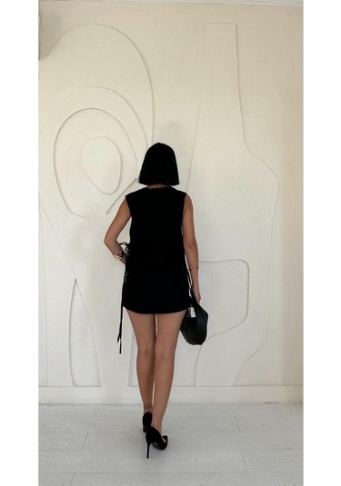 Modasize Siyah Yanları Bağcıklı Yelek Siyah