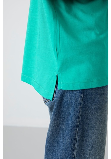 Tommy Life Deniz Yeşili Penye Modal Yumuşak Tuşeli Oversize Fit Basic Kadın T-shirt- 97285 Deniz Yeşili