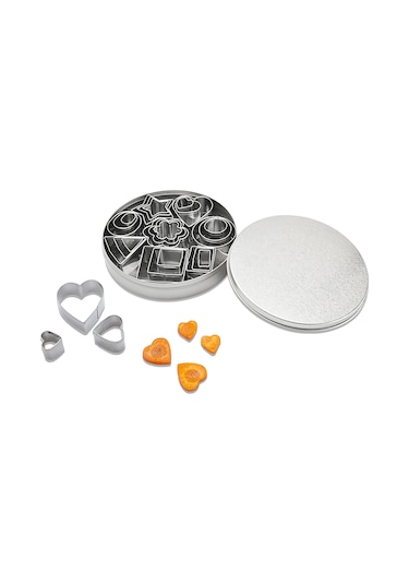 Maiyame 24'lü Paslanmaz Çelik Kurabiye Kalıbı - 8 Desen Yıldız, Kalp, Daire Vb. 3 Boyutlu, Hamur Ve Çikolata İçin Çok Renkli