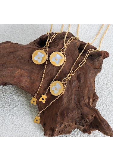 Japon Ve Kore Çizgi Film Ayı Altın Kaplama Püsküllü Kolye - Tatlı Titanyum Çelik Takı Altın Rengi