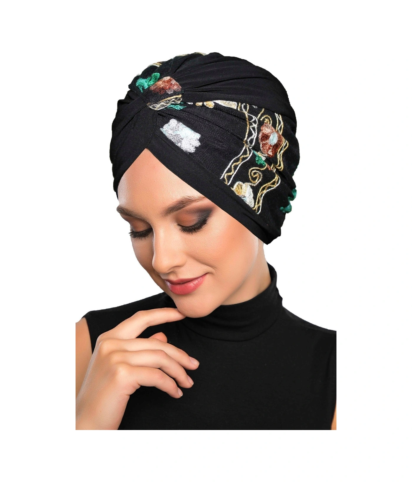 Otantik Nakış Motifli Astarlı Hazır Türban Tesettür Bone Siyah Motif 2