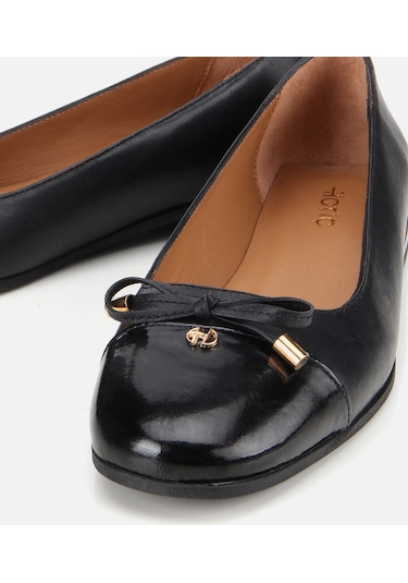 Hotiç Kadın Rugan Deri Siyah Fiyonk Detaylı Babet 01ayh313530a100 Siyah