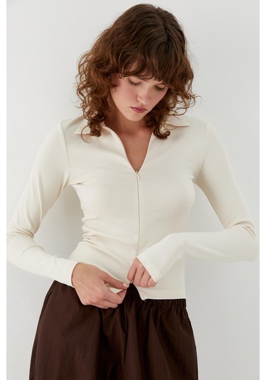 Polo Yaka Önden Gizli Fermuarlı Bluz Ekru Ekru