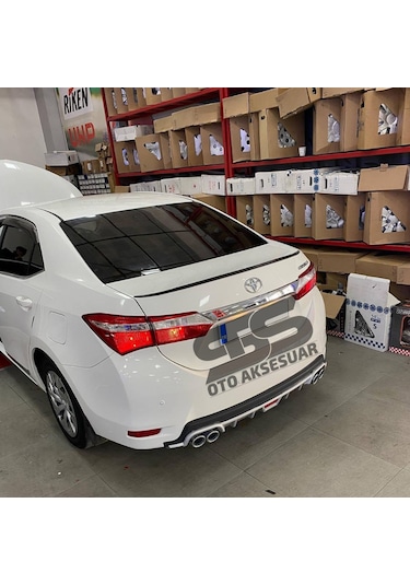 Toyota Corolla 2013-2018 Difüzör Arka Tampon Eki 4 Egzoz Çıkışlı Gri Tip