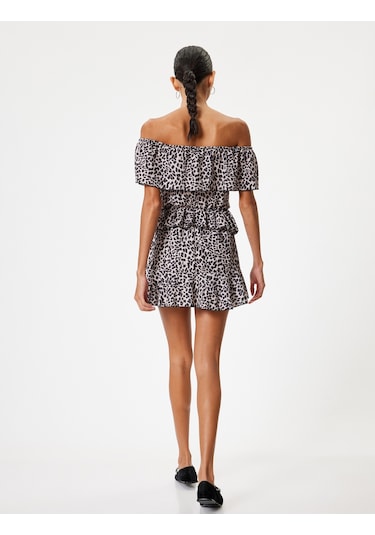 Koton Madonna Yaka Tulum Mini Leopar Desenli Volanlı Kısa Kollu Siyah Desenli 4sal40188ık Siyah