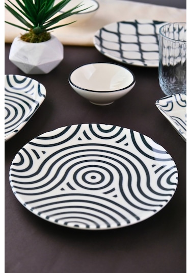 Tabak Evi Porselen Black Kahvaltı Ve İkram Takımı 6 Kişilik 14 Parça Tvl14kahprs1152 Çok Renkli