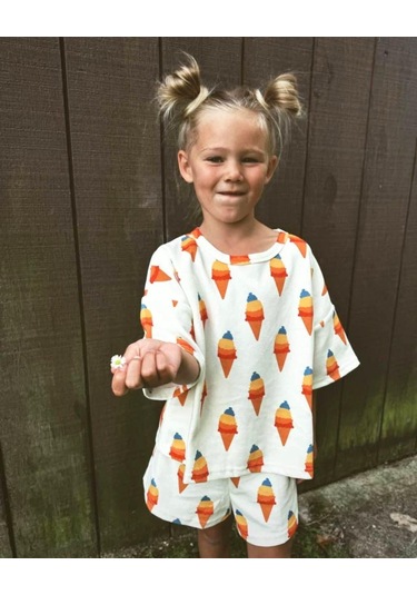 Dondurma Desenli Kız Çocuk Şortlu Takım Krem