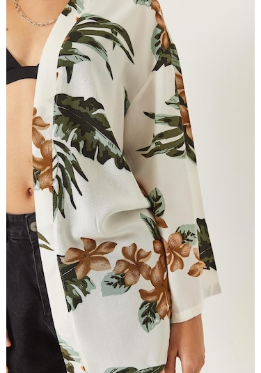 Shade Kadın Çiçek Desenli Kısa Viskon Kimono 60261498 - Ekru