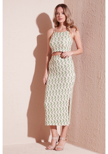 Lela Slim Fit Ip Askılı Yırtmaçlı Bayan Takım 5865278 Yeşil-Beyaz