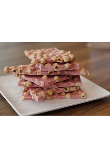 Kırma Bol Fındıklı Ruby Çikolatalı Hediyelik Çikolata 500 Gr