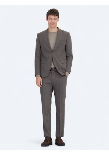 Kahverengi Çizgili Modern Fit Yün Karışımlı Takım Elbise Kahverengi