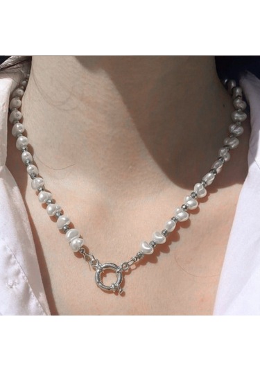 Gümüş Renk Kadın Barok Kilit Dümen Incili Kolye Gümüş