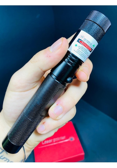 Yeşil Lazer Pointer 15km Şarjlı Kutusunda Siyah