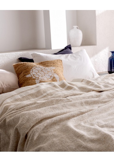 Castillones Çift Kişilik Pamuklu Yatak Örtüsü - Bej 8684427228715 Ekru