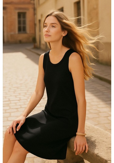 Modal Kumaş Rahat Kalıp Basic Günlük Elbise Siyah