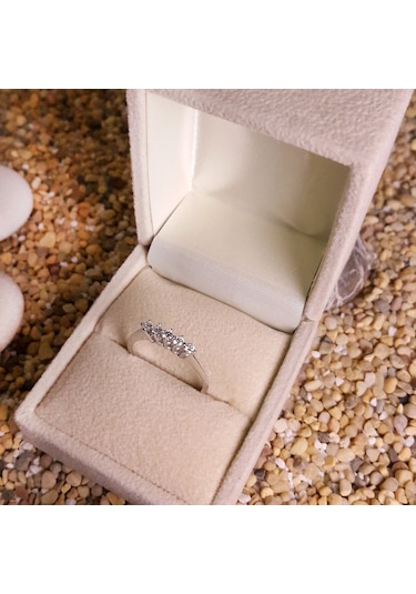 Chavin 0.25 Carat Pırlanta Altın 5 Taş Beştaş Yüzük Dh25