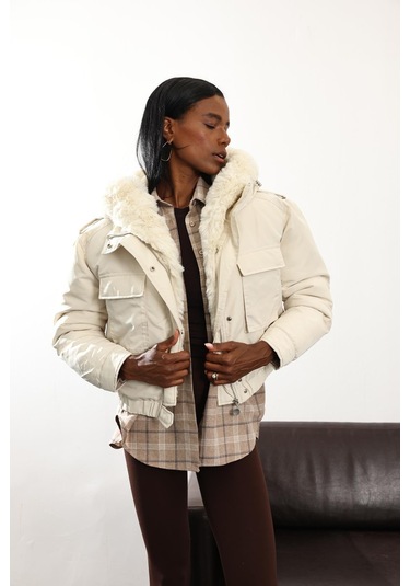 Ekru Kapüşonu Kürklü Mont D99613 Ekru