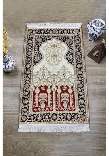 Dijital Baskı Kaymaz Tabanlı Yıkanabilir Püsküllü Seccade Scd0006 Renkli