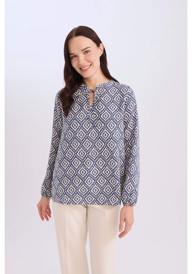 DeFacto Regular Fit Bağcıklı Yaka Desenli Uzun Kollu Bluz N1809AZ25SPIN247