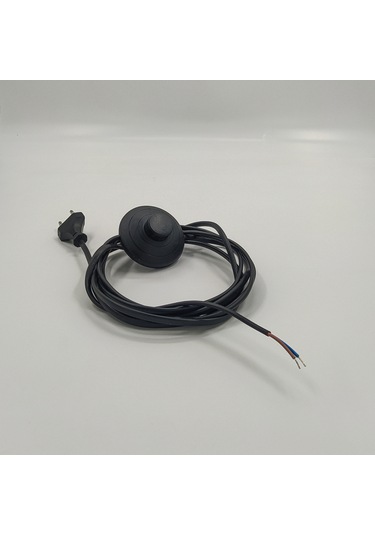 3 Metre Aç-kapa Yerpuar Anahtarlı Fişli Siyah Renk Kablo