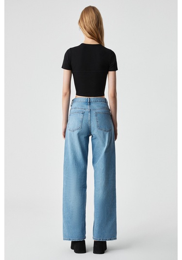 CERAEN  Kadın Slim Kısa Kol Bisiklet Yaka Siyah T-Shirt