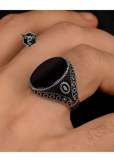 925 Ayar Gümüş Erkek Yüzüğü Zirkon Taş Süslemeli Oniks Taşlı 100222