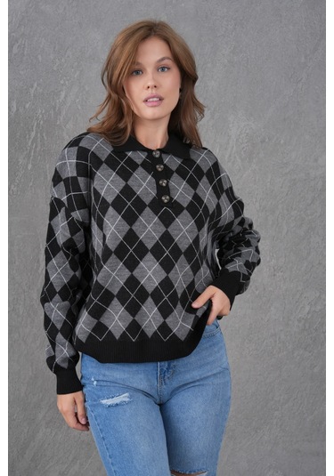 Kadın Polo Yaka Yarım Pat Düğme Detay Desenli Oversize Triko Kazak Siyah