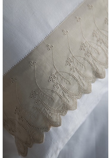 Çift Kişilik Toledo Bej Yatak Örtülü Nevresimli Set Bej