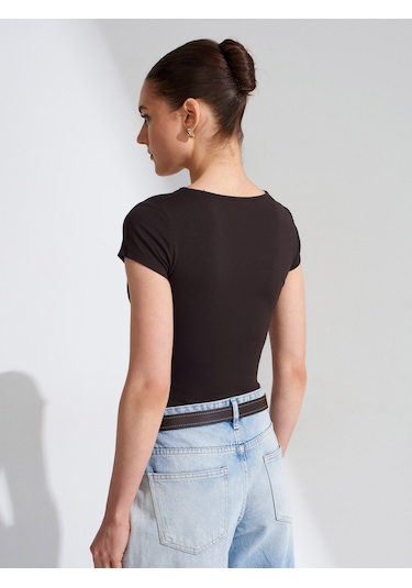 Dilvin 32840 V Yaka Basic T-shirt-koyu Kahve