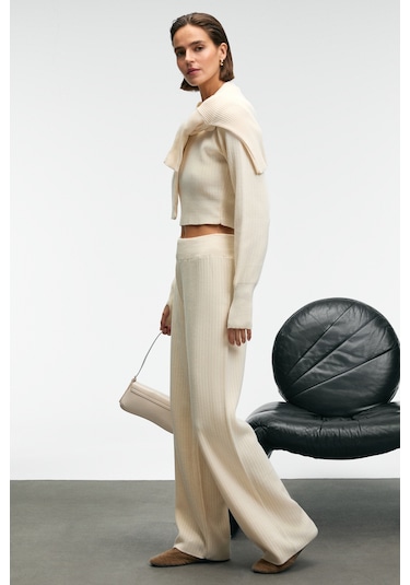 Grımelange Marıposa Kadın Yuvarlak Yaka Çizgi Desenli Crop Geniş Paça Triko Ekru Alt-üst Takım ekru