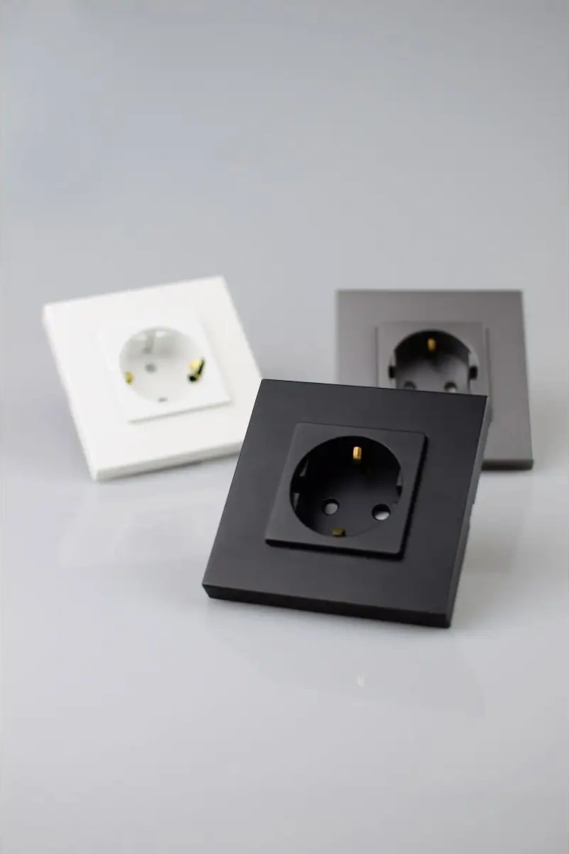 Vo'stabl Topraklamalı Siyah Tekli Plastik Priz 145886481 101