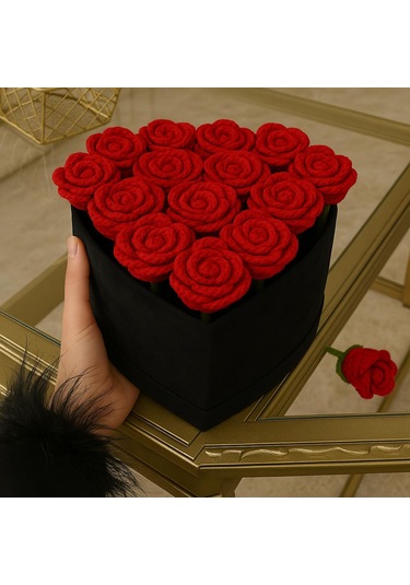 Lüks Kalpli Kutuda Gül Aranjman, Sevgiliye Doğum Günü Yıldönümü H