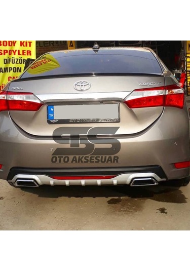 Toyota Corolla 2013-2018 Difüzör Arka Tampon Eki 2 Egzoz Çıkışlı Gri Reflektörlü