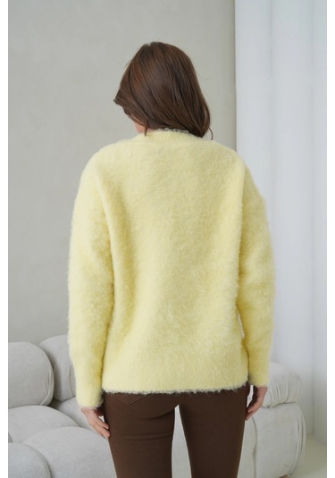 Kadın V Yaka Sakal Dokulu Şardonlu Oversize Triko Kazak 8695 Sarı