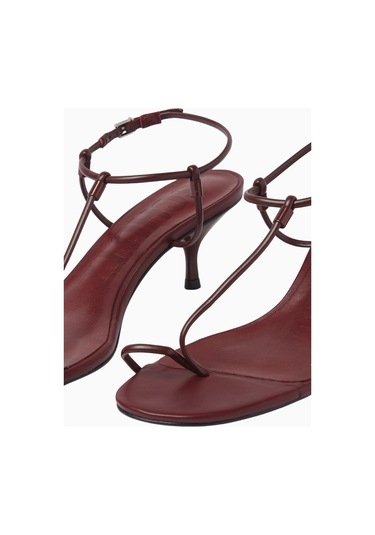 Schutz Elsha 55 Bordo Deri T-bantlı 55mm Kitten Topuklu, Lüks Sandalet