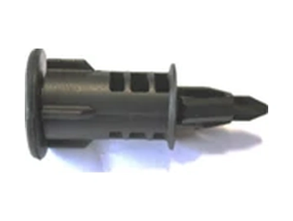 Bagaj Kilit Braketi Megane 2-3-fluence-clıo 3-logan 8200401454