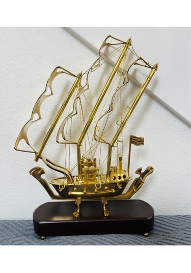 Pirinç Yelkenli Gemi Ahşap Kaideli Ev Ofis Dekorasyon 33cm