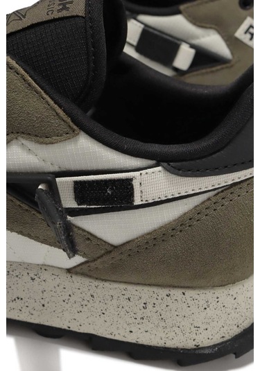 Reebok Classıc Leather Wınterıze Yeşil Unisex Sneaker 000000000101664907 Yeşil - Siyah Reebok Classıc Leather Wınterıze Yeşil Unisex Sneaker 000000000101664907 Yeşil - Siyah