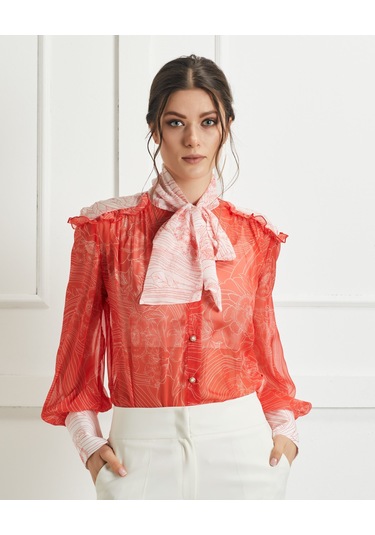 Fular Yaka Detaylı Transparan Desenli Gömlek Feminen Ve Şık Tasarım Koral
