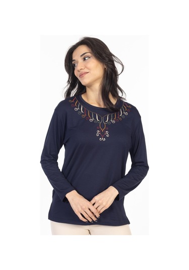 Yeni Model 2024 Nakış İşlemeli Yuvarlak Yaka Likralı Anne Penye Bluz 6450-lacivert