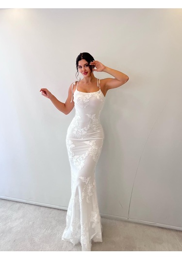 Beyaz Ayarlanabilir Askılı Çiçekli Astarlı Maksi Beyaz