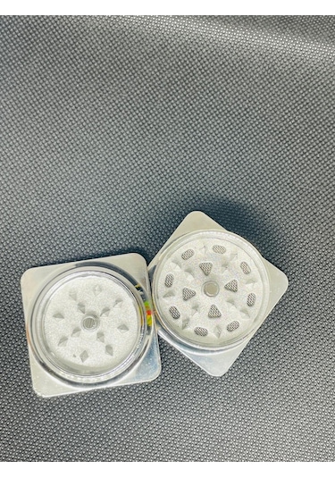 BobMarley 3Parça Metal TutunÖğütücü Grinder //4,5cm