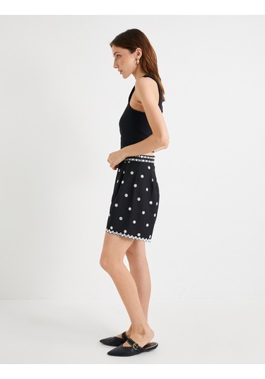Koton Mini Şort Çiçek Fistolu Normal Bel Siyah 4sak40136pw Siyah