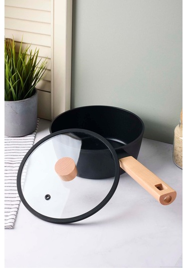 Cookwood Black İndüksiyon Tabanlı Ahşap Saplı Kapaklı Seramik Tencere 20 Cm Sıyah Siyah