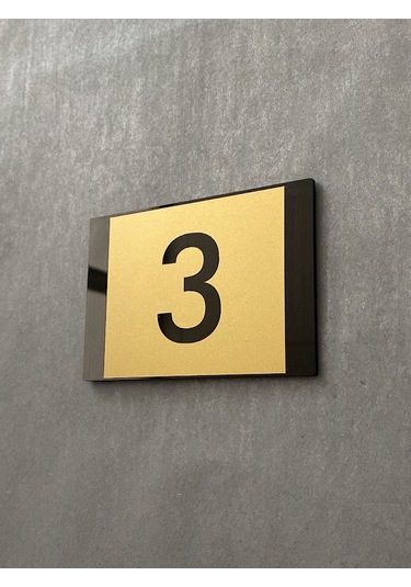 Minimal Gold Tasarım Kapı Numarası