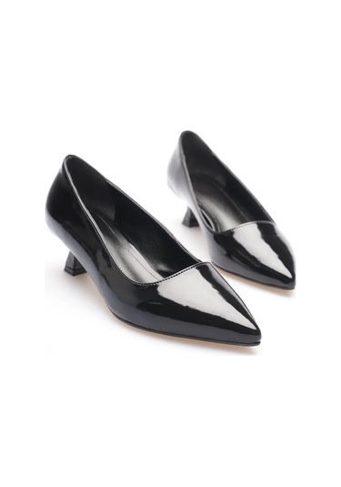 Trendella Kadın Siyah Rugan Kısa Topuklu Stiletto Ayakkabı Tr20ms03e