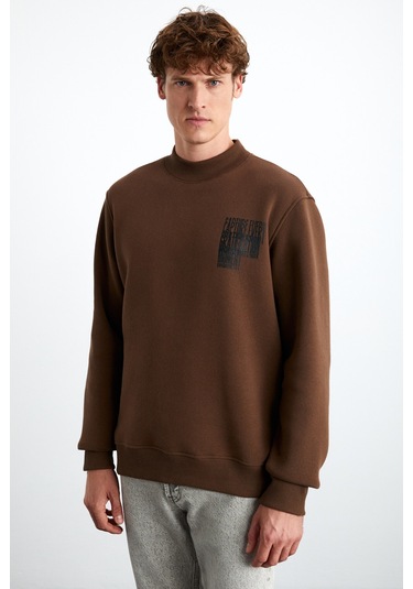 Chasey Erkek Organik Pamuklu Dik Yaka Içi Polarlı Baskılı Acı Kahve Sweatshirt