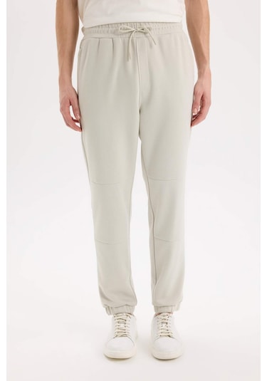 DeFacto Regular Fit İnce Eşofman Altı Fermuar Cepli Beli Bağcıklı Lastikli Paça B3657AX25SPGR437